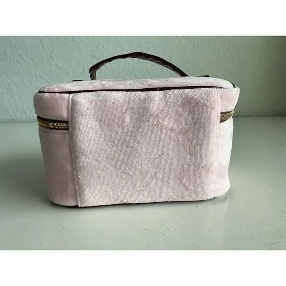 JUICY COUTURE Makeup Bag Travel Cosmetic Train Case Pink Velour Scottie Crown - Picture 6 of 11